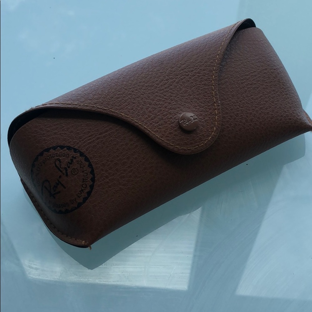 Ray bans sunglasses case